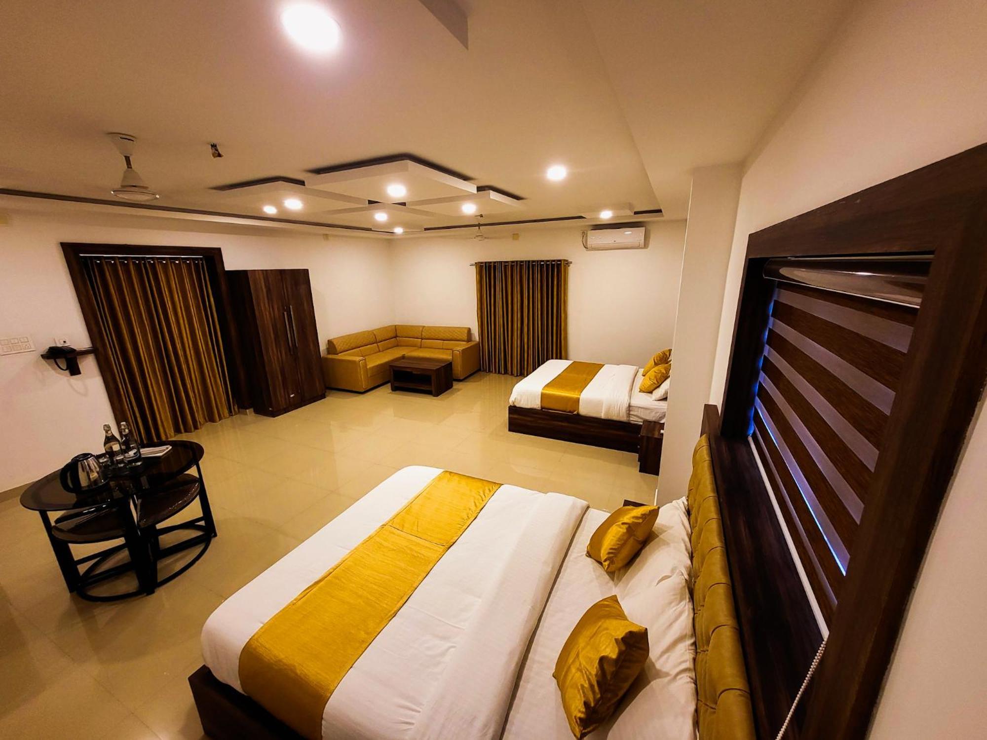 Thejaswini Residency Cheruvathur Nīleshwar Extérieur photo